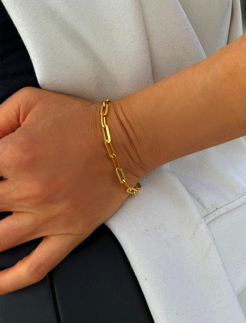 ESSENTIAL Medium Paperclip Link Chain Bracelet | 18K Gold Vermeil