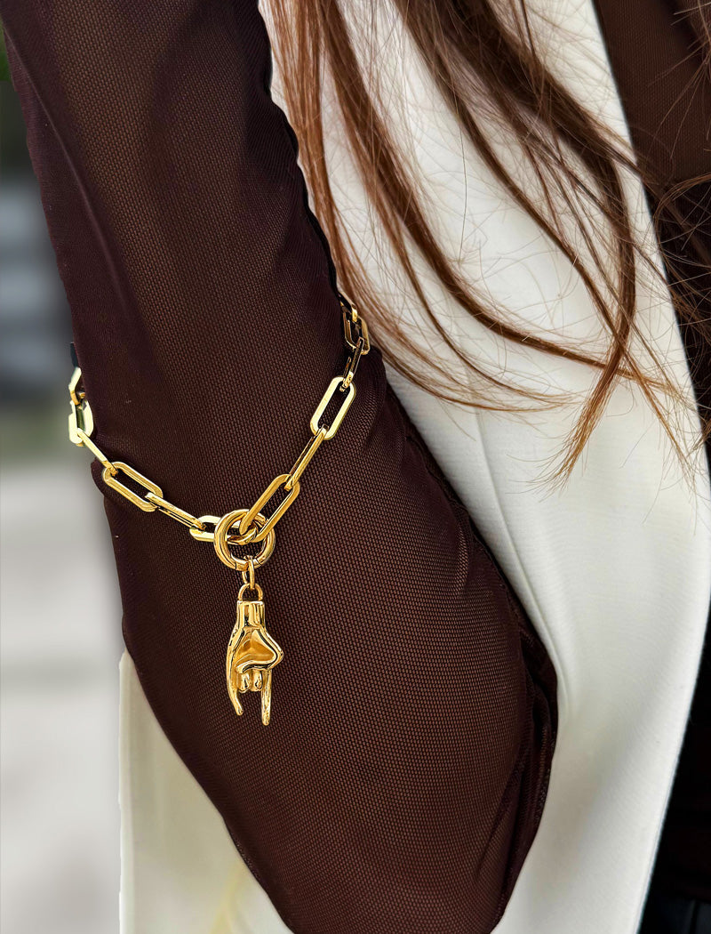 ITALIAN HAND Charm Medium Paperclip Link Chain Bracelet