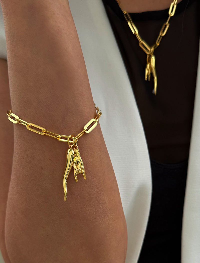 ITALIAN HORN Charm Medium Paperclip Link Chain Bracelet | 18K Gold Vermeil