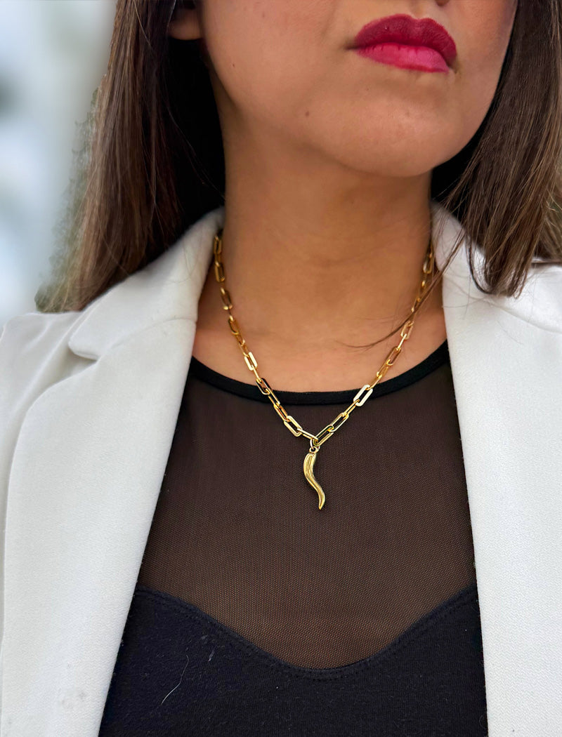 ITALIAN HORN Gold Pendant Link Chain Necklace