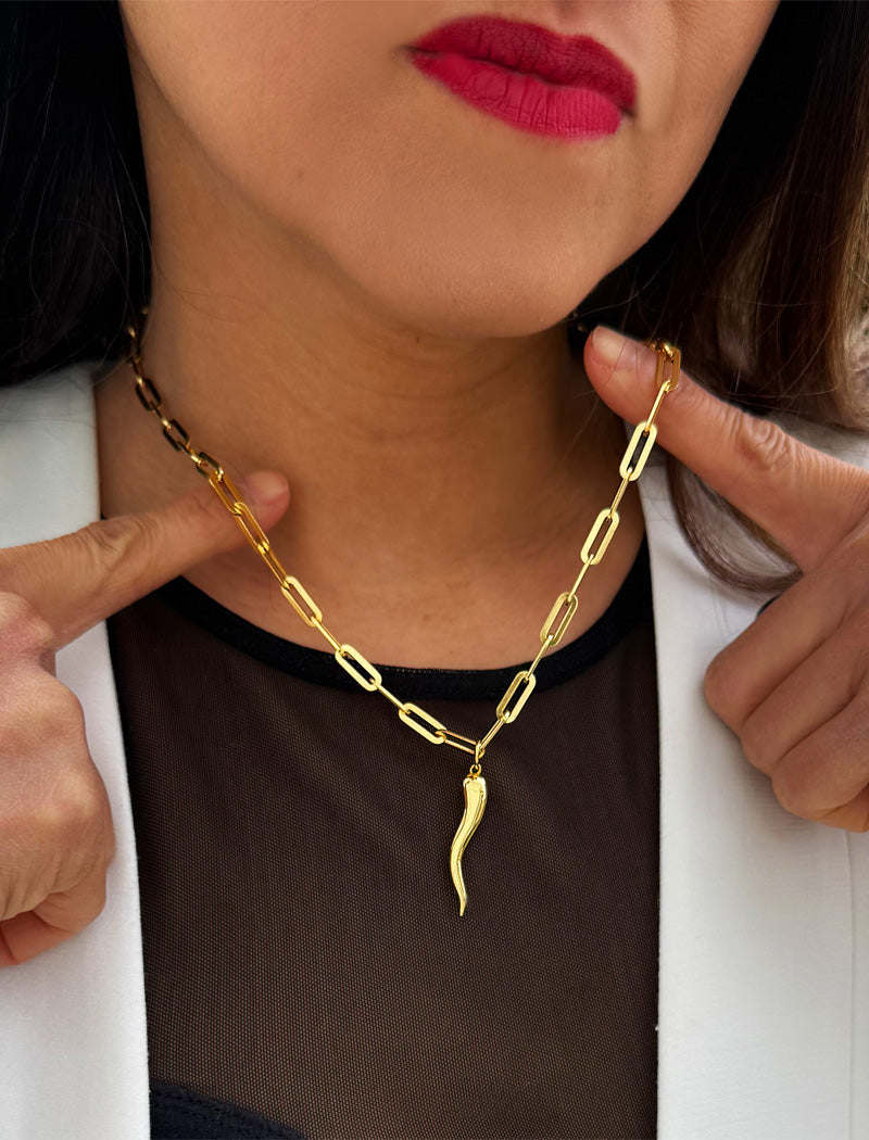 ITALIAN HORN Gold Pendant Link Chain Necklace