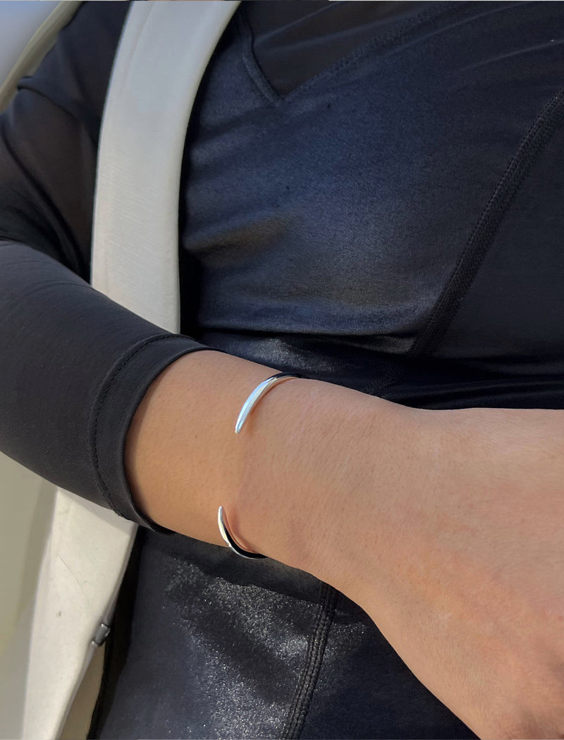 SUCCESS 2-Way Convertible Stacking Cuff Bracelet