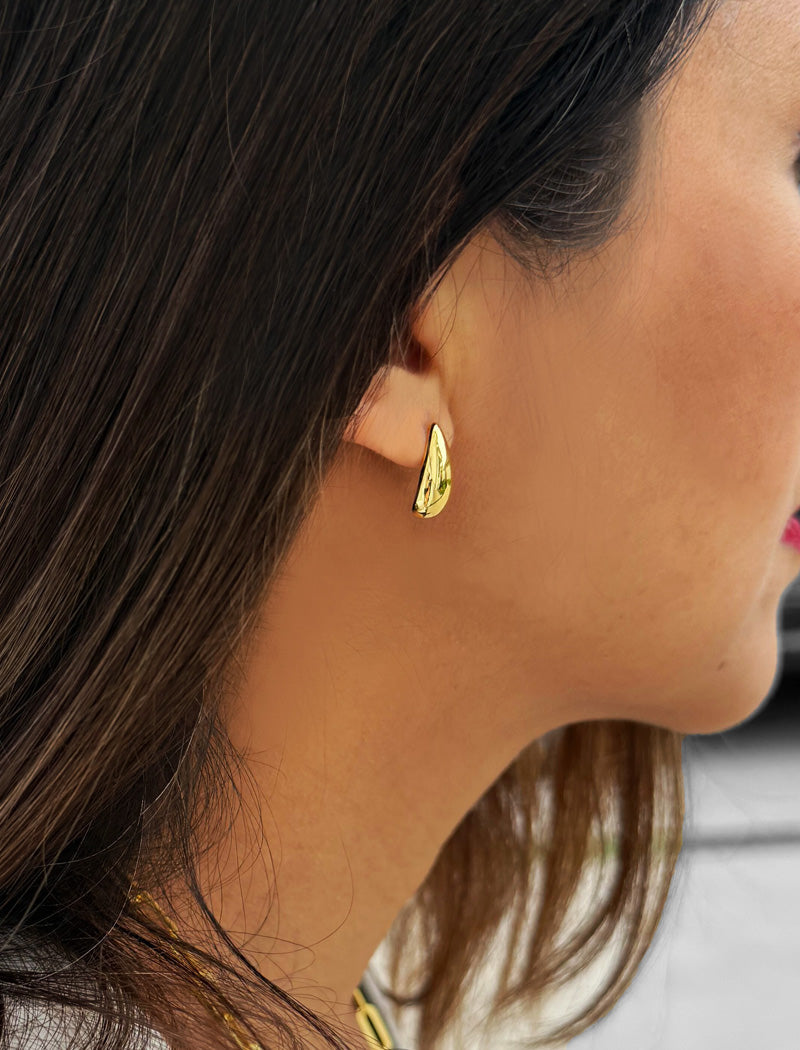 TEARDROP Stud Earrings | 18K Gold Vermeil